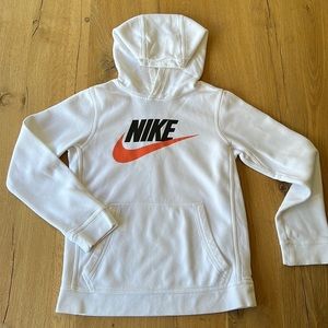 Nike BOY’S Hooded Sweatshirt
